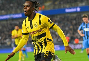 JN江南体育-法甲赛季数据全景分析：关键球员与球队战术演化汇总